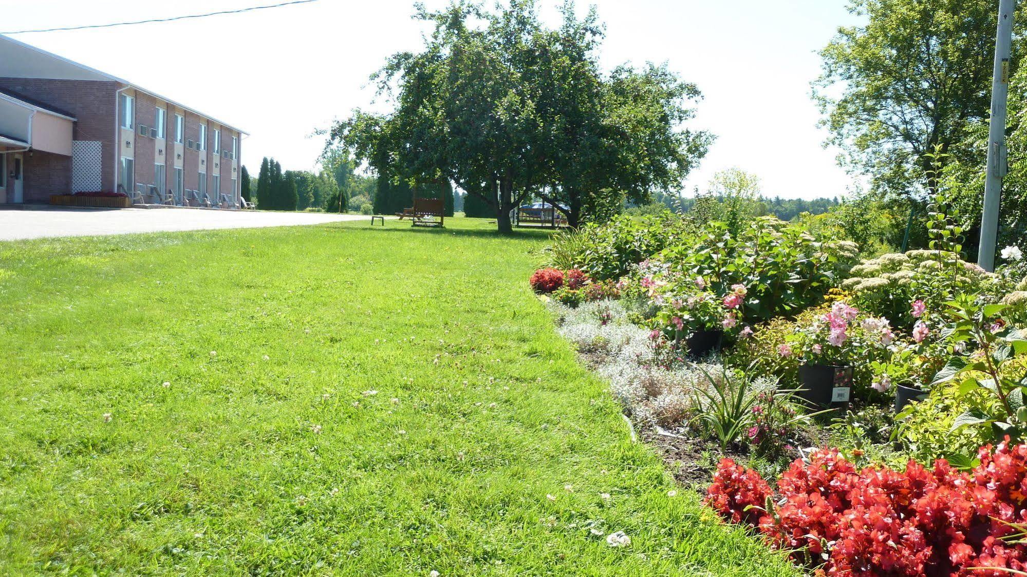 Manoir Becancourt Hotel Bécancour Exterior foto